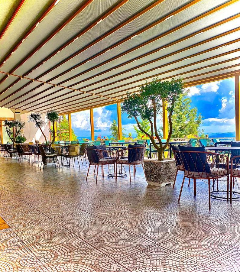 Ardenica Boutique Hotel Lushnjë Exteriör bild