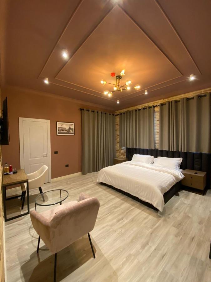 Ardenica Boutique Hotel Lushnjë Exteriör bild