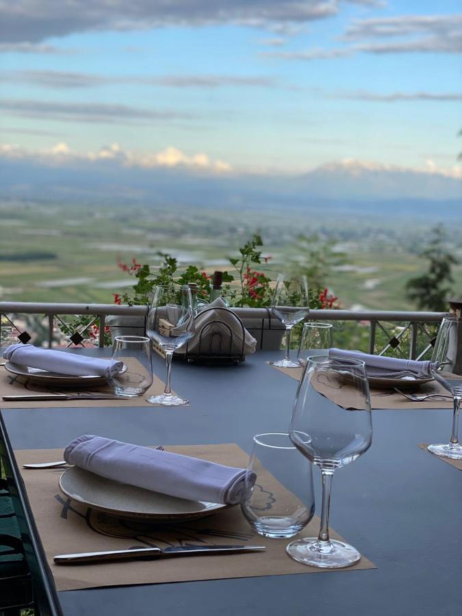 Ardenica Boutique Hotel Lushnjë Exteriör bild