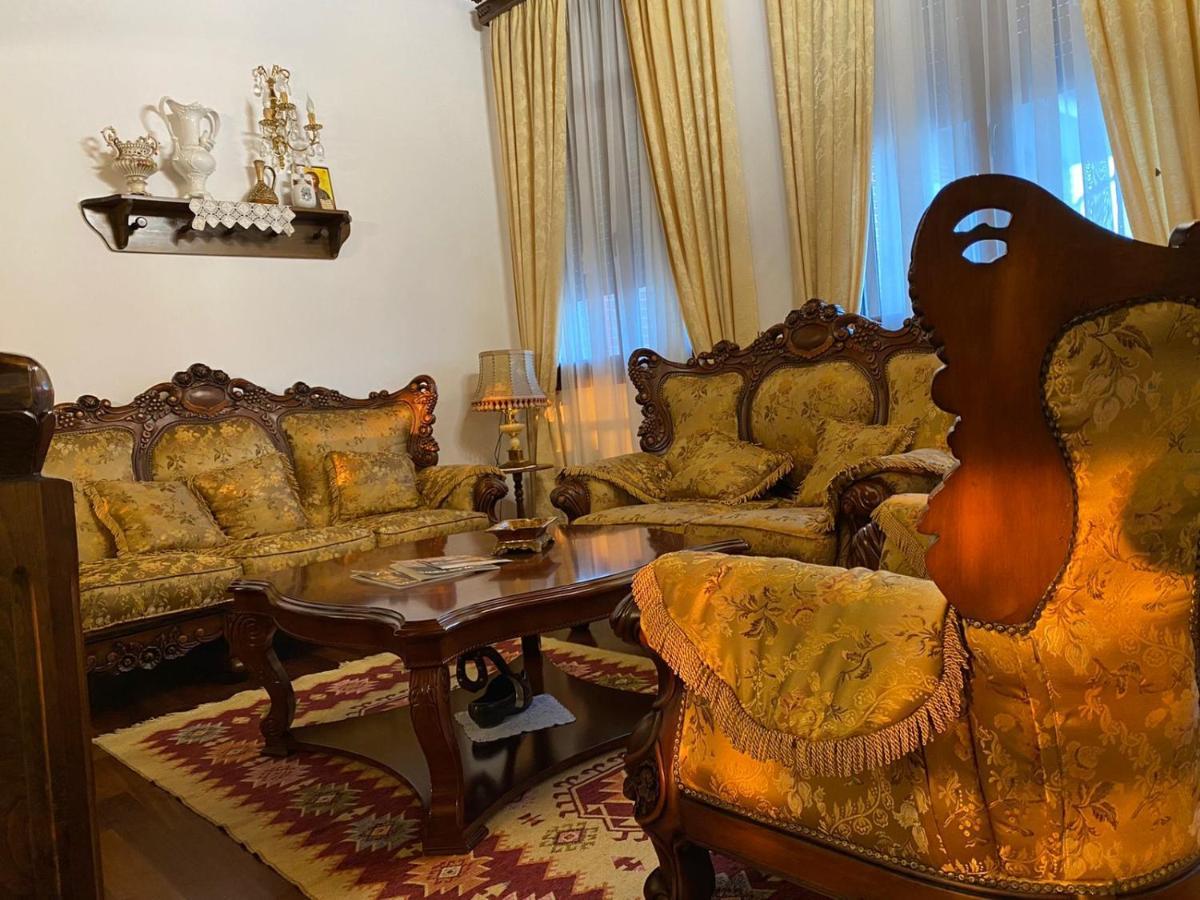 Ardenica Boutique Hotel Lushnjë Exteriör bild
