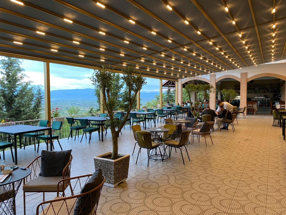 Ardenica Boutique Hotel Lushnjë Exteriör bild