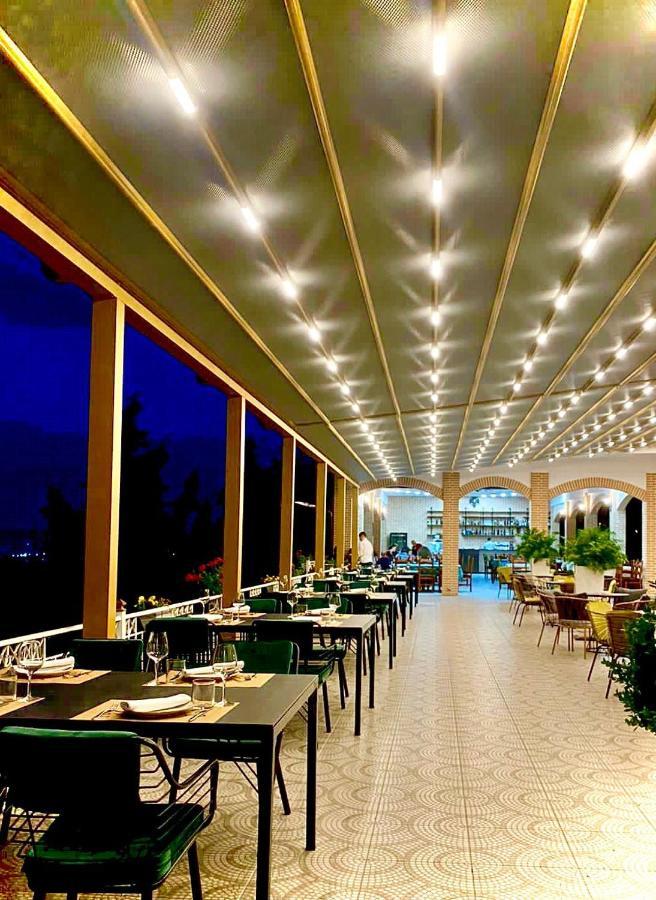 Ardenica Boutique Hotel Lushnjë Exteriör bild