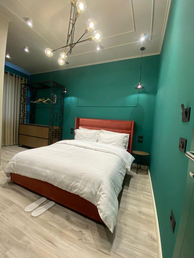 Ardenica Boutique Hotel Lushnjë Exteriör bild
